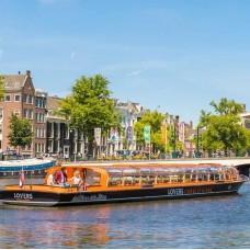 1 Hour Amsterdam Canal Cruise by TapMyTrip