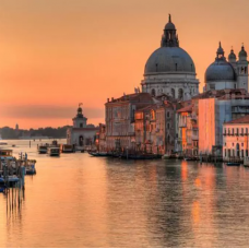 Venice Gondola Ride by TapMyTrip